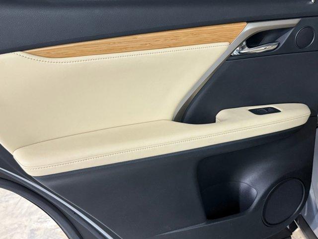 2022 Lexus RX 350L photo 17