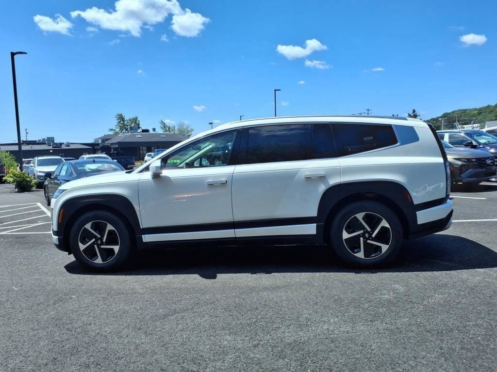 2026 Hyundai Ioniq photo 4