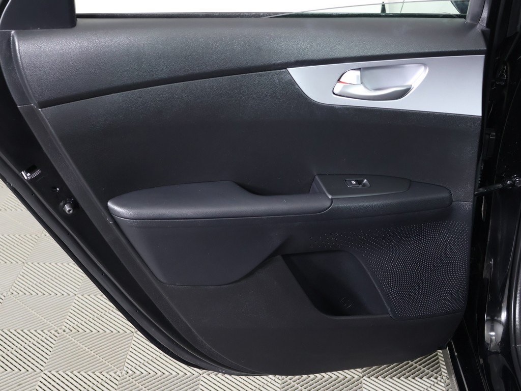 2024 Kia Forte LXS photo 21
