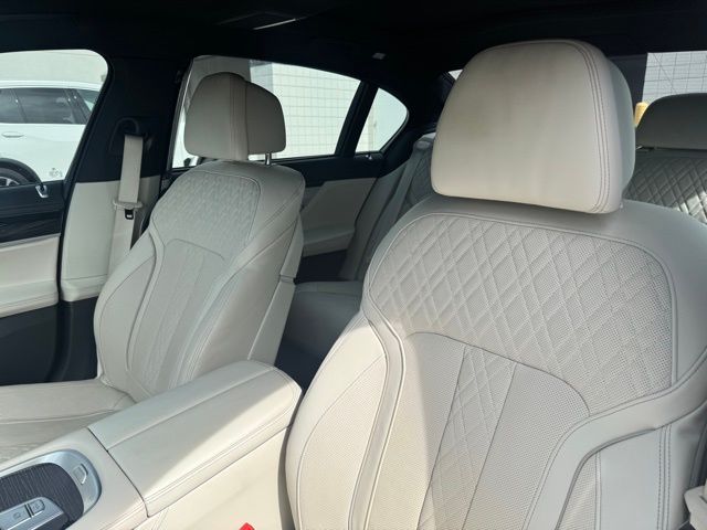 2022 Bmw 750Li photo 11
