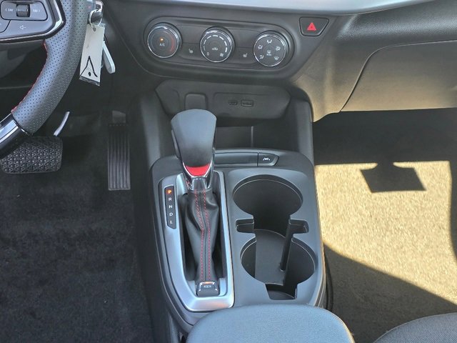 2025 Chevrolet Trax photo 11