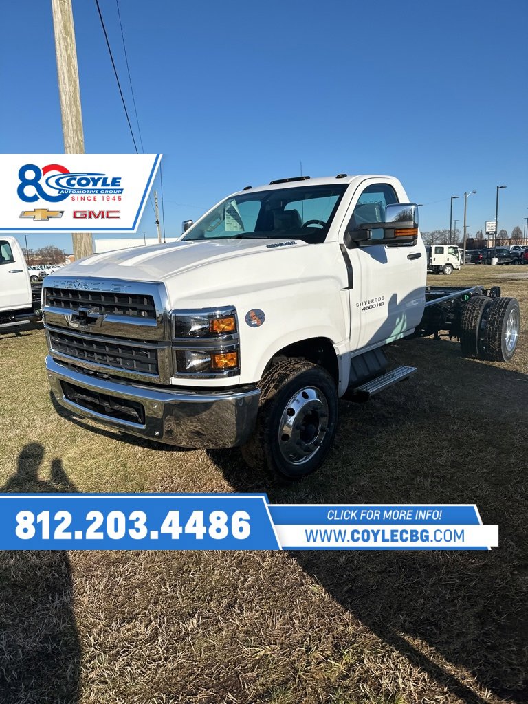 2024 Chevrolet Silverado 4500 Medium Duty Chassis Cab Work Truck's photo
