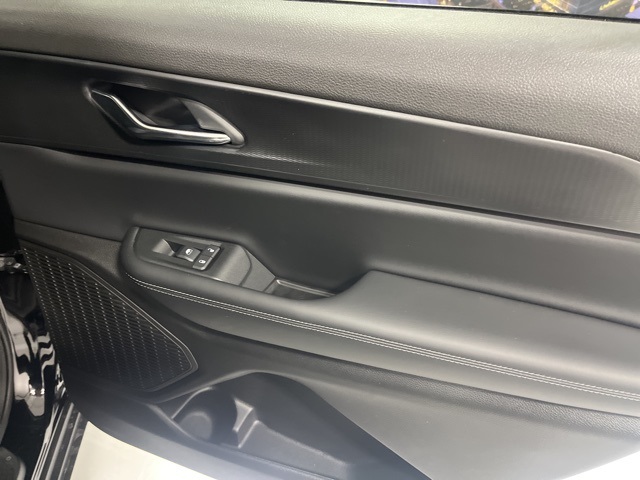 2025 Jeep Grand Cherokee Laredo photo 20
