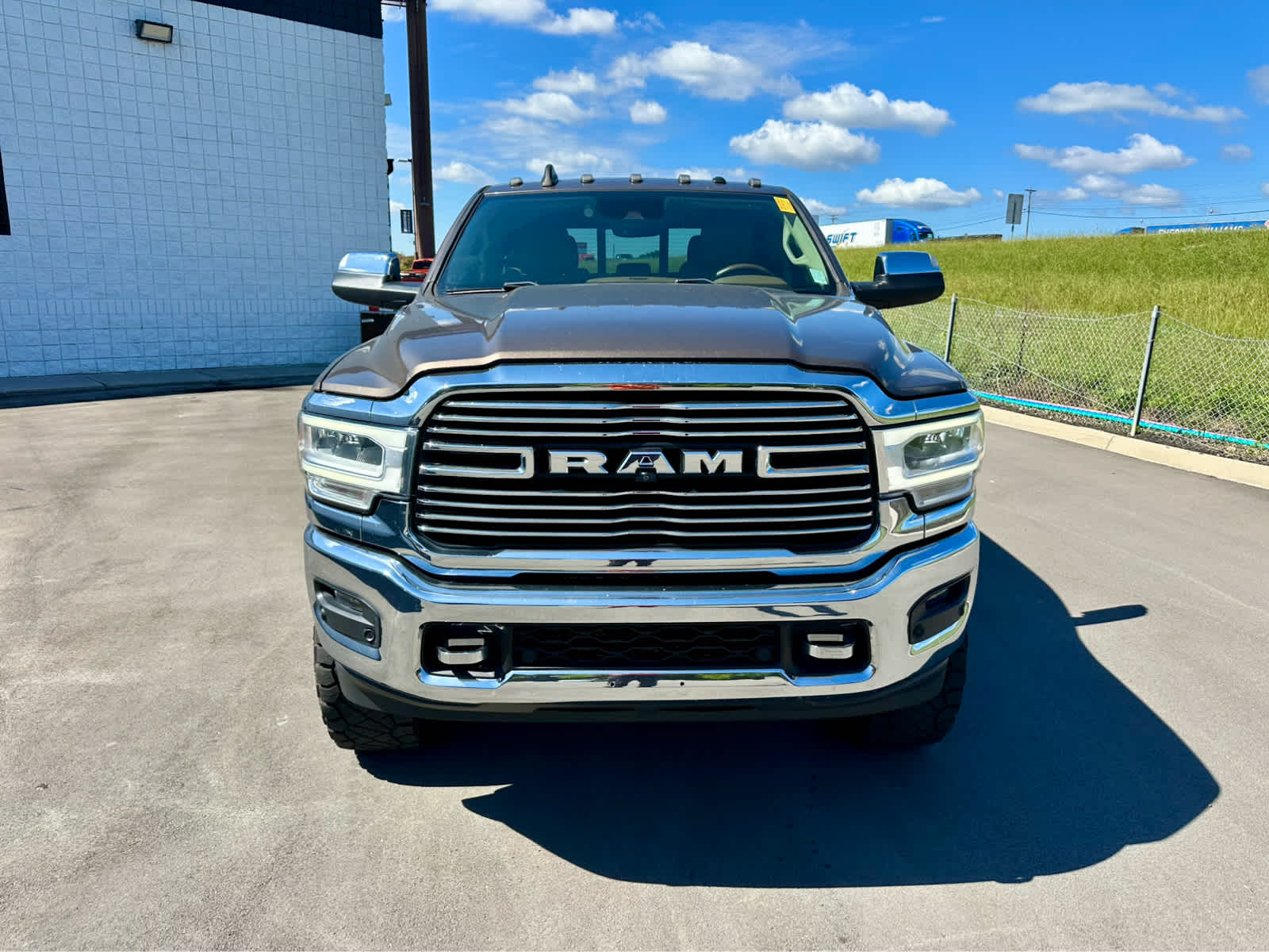 2019 Ram 3500 Laramie photo 2