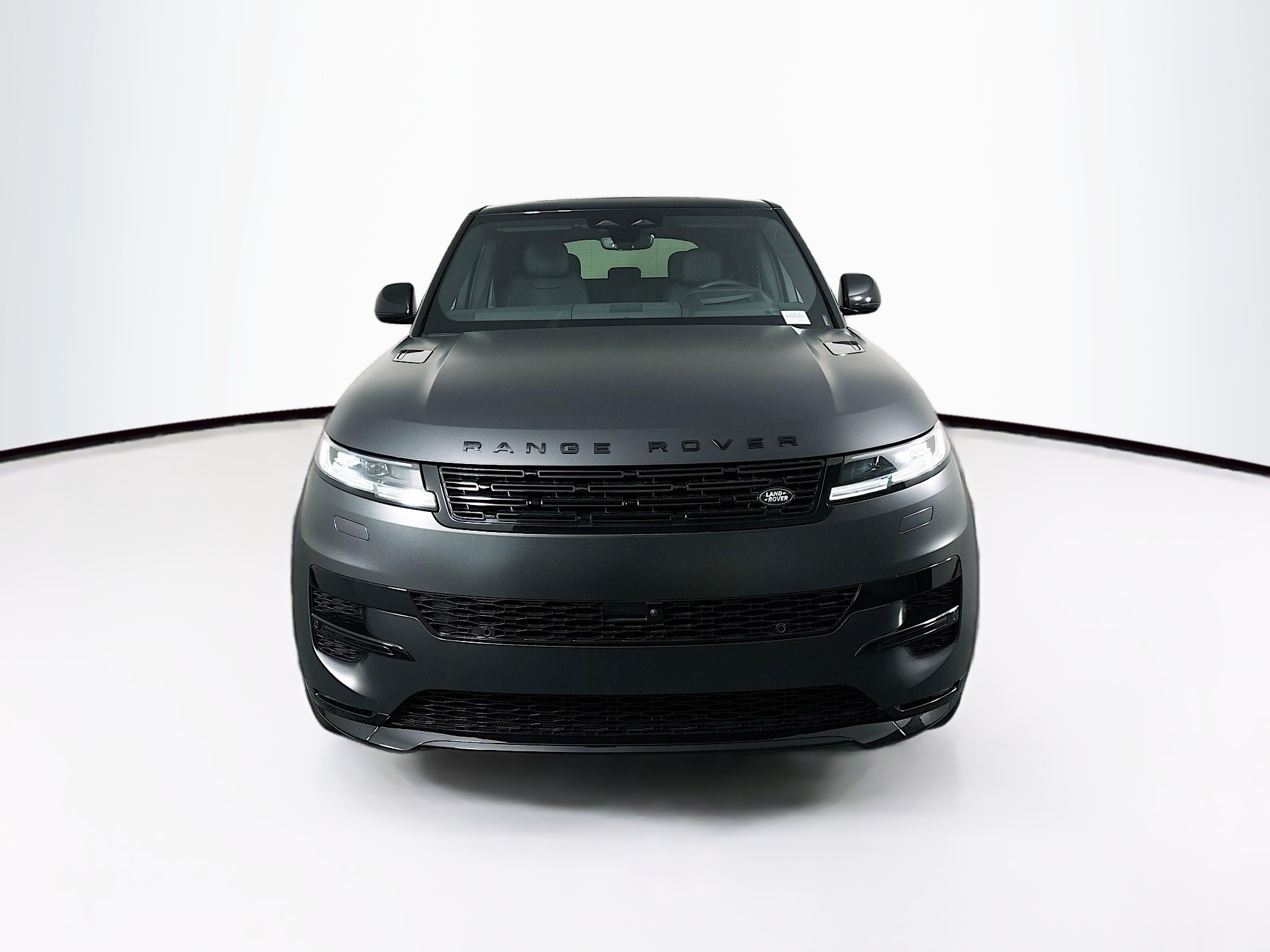 2025 Land Rover Range Rover Sport SE photo 2