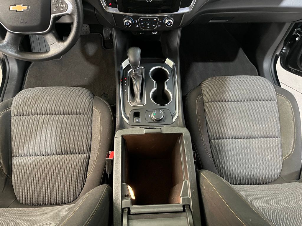 2021 Chevrolet Traverse LS photo 24