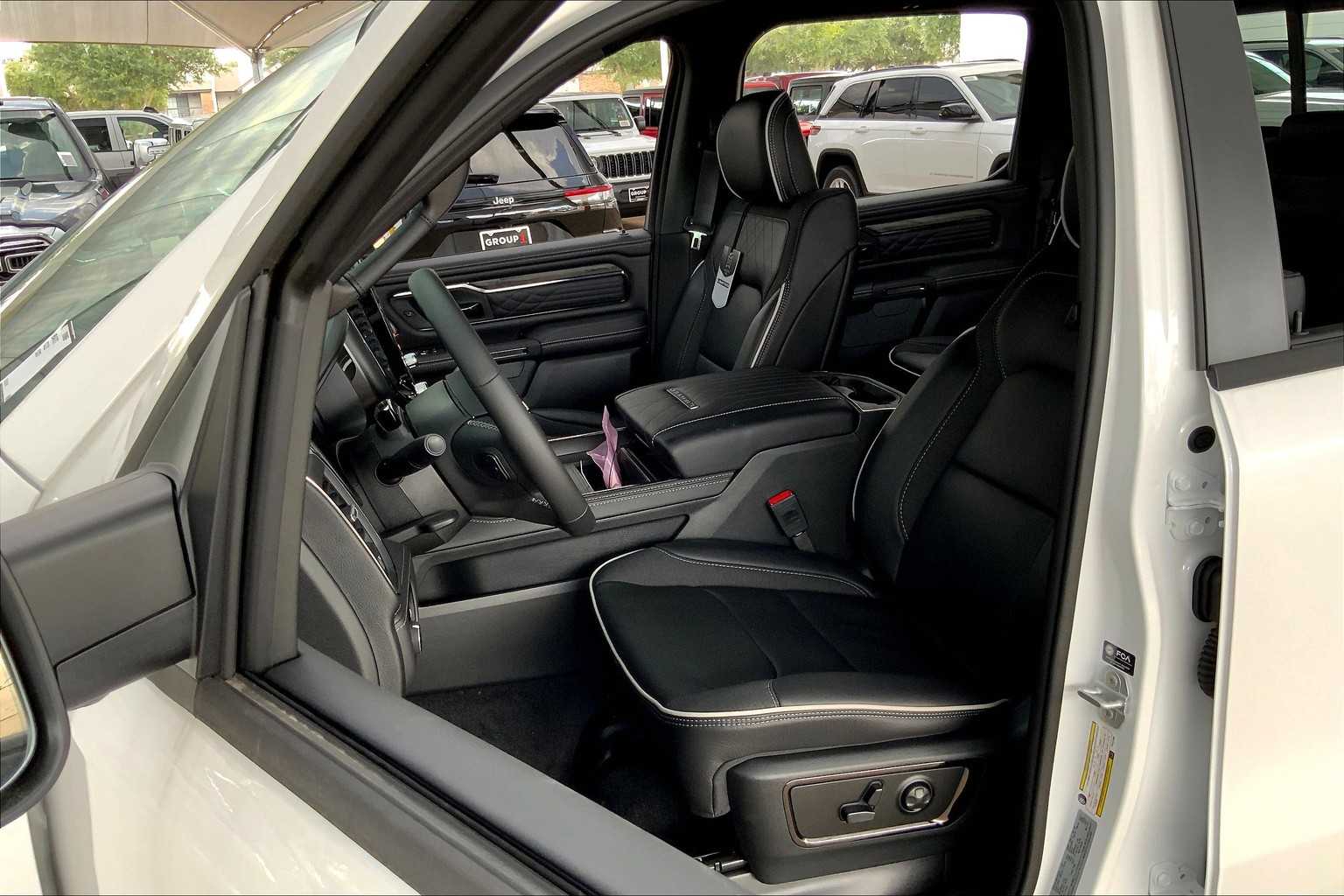 2026 Ram 1500 Limited photo 9