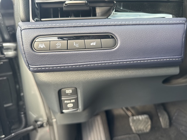 2026 Infiniti QX80 Sensory photo 11