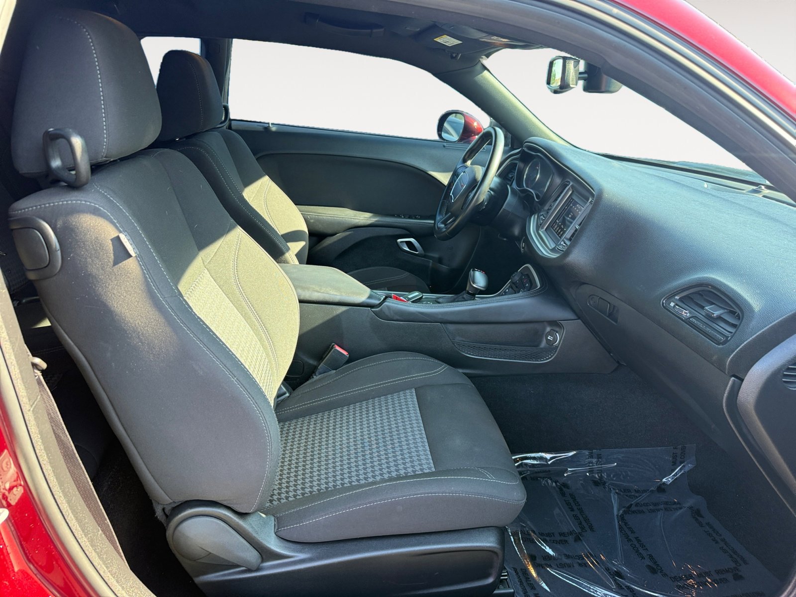 2021 Dodge Challenger SXT photo 16