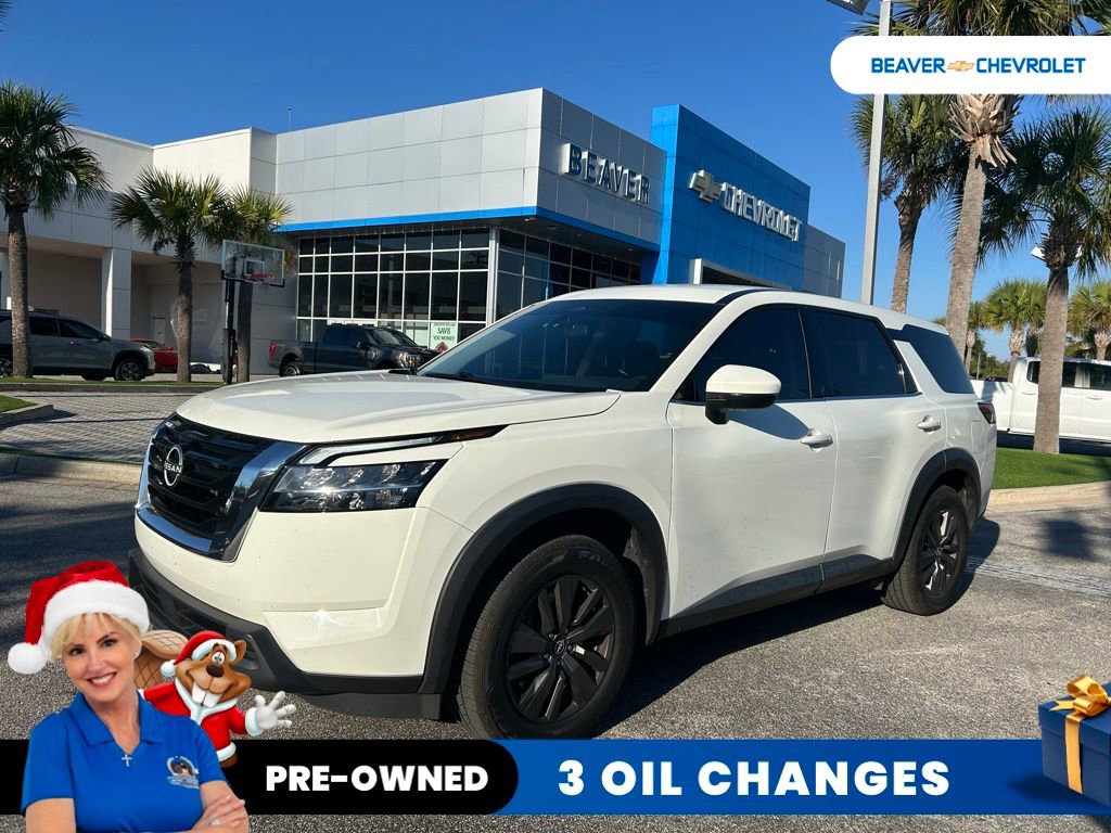 2022 Nissan Pathfinder S