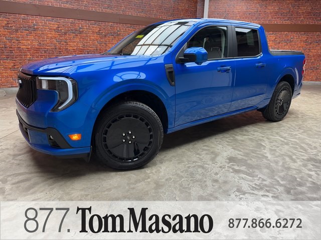 2025 Ford Maverick Lobo's photo