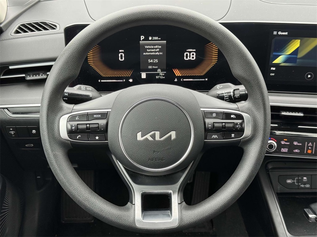 2025 Kia K5 LXS photo 18