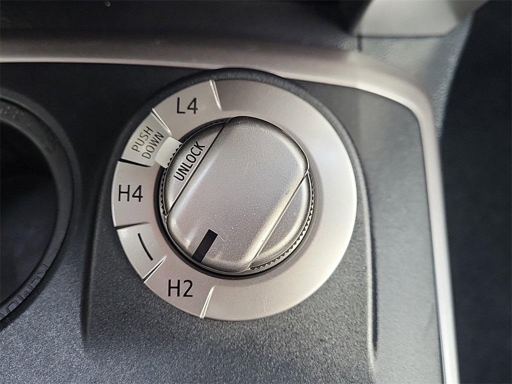 2024 Toyota 4Runner SR5 photo 26