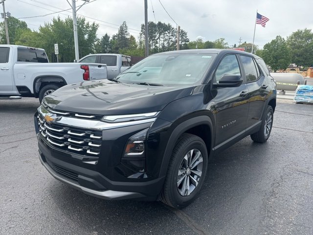2026 Chevrolet Equinox LT photo 3