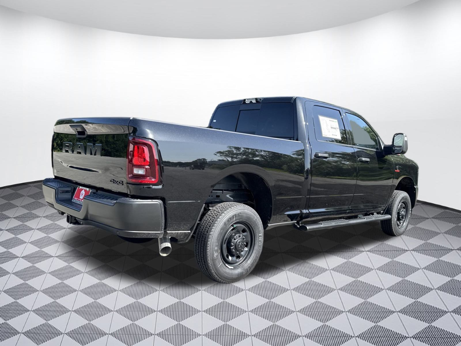 2025 Ram 2500 Tradesman photo 3