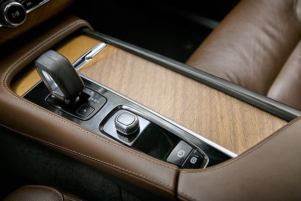 2024 VOLVO XC90 - Image 17