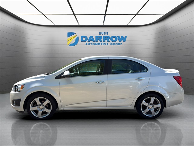 2015 Chevrolet Sonic LTZ photo 2