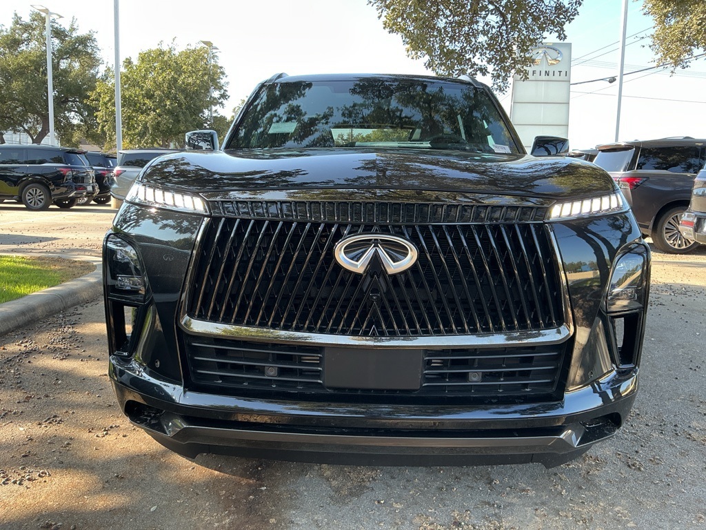 2026 Infiniti QX80 photo 2