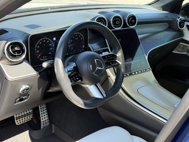 2024 Mercedes Benz GLC 300 photo 12