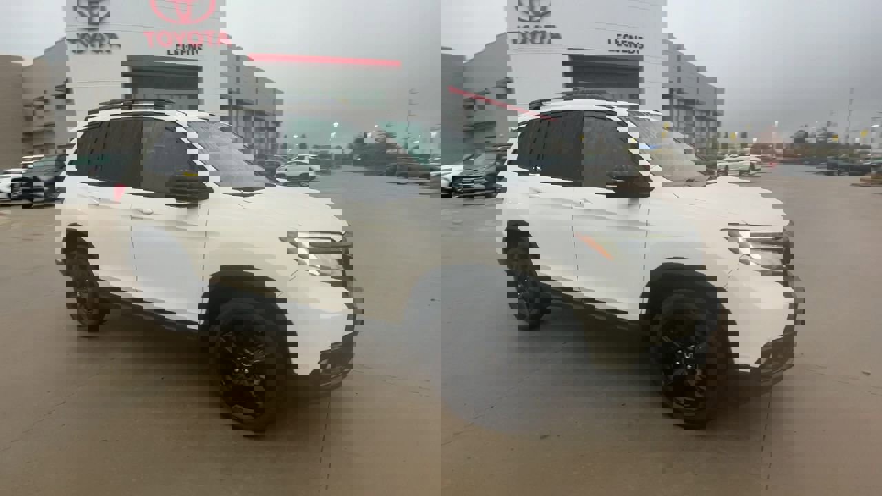 Used 2019 Honda Passport Elite with VIN 5FNYF8H07KB005284 for sale in Kansas City