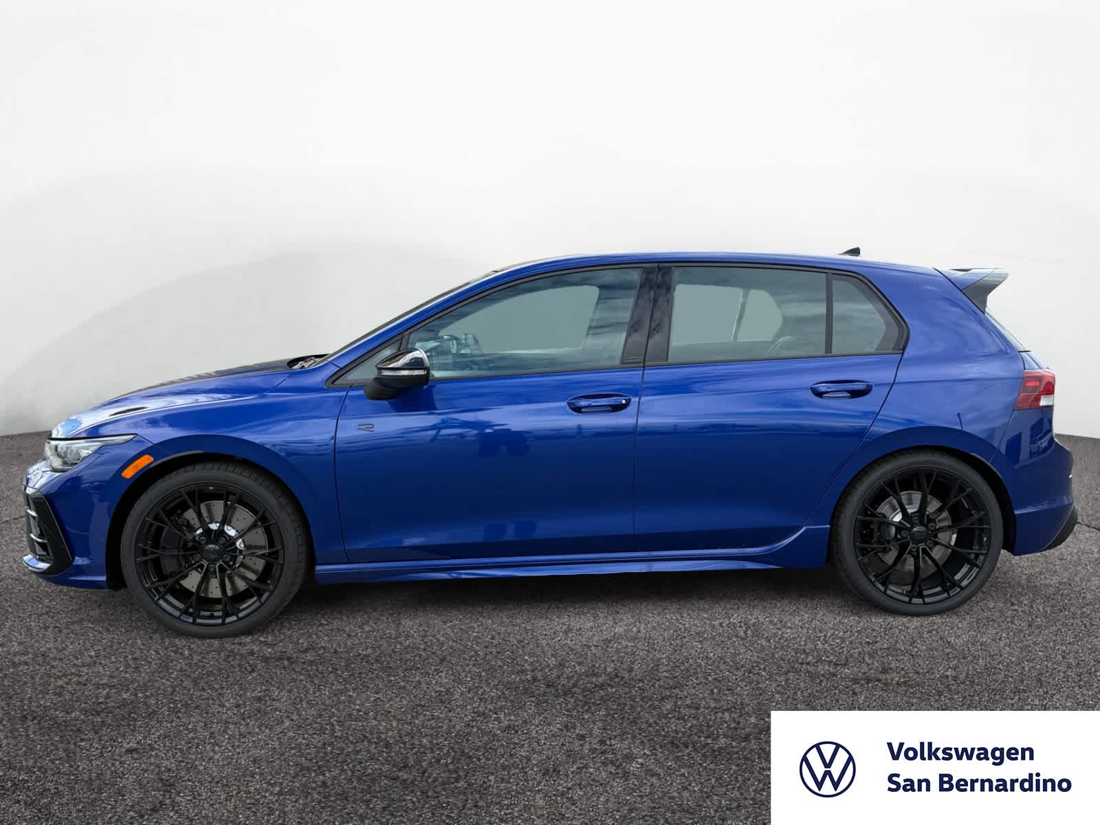 2025 Volkswagen Golf R photo 2