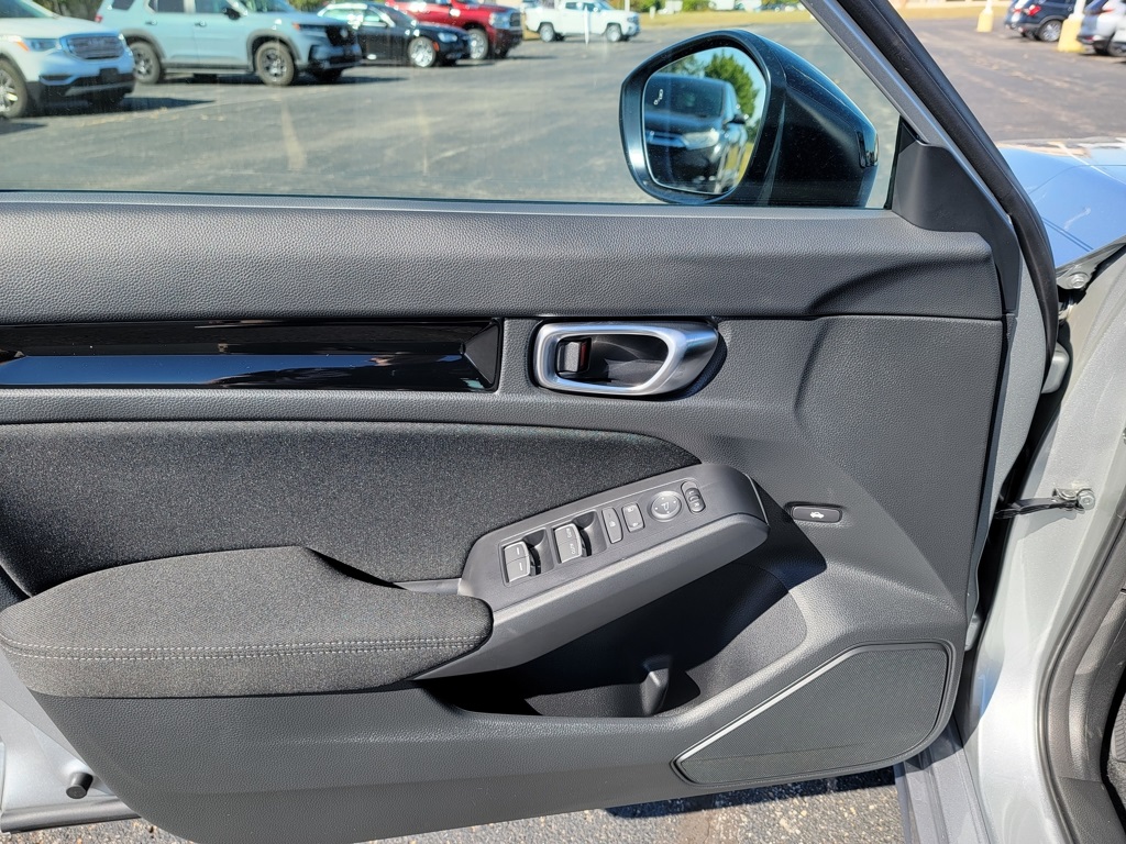 2026 Honda Civic Hybrid Sport photo 18