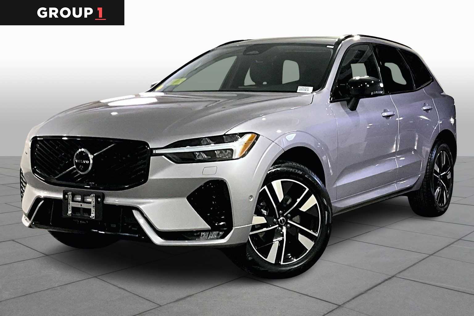 2026 Volvo XC60 Plus's photo