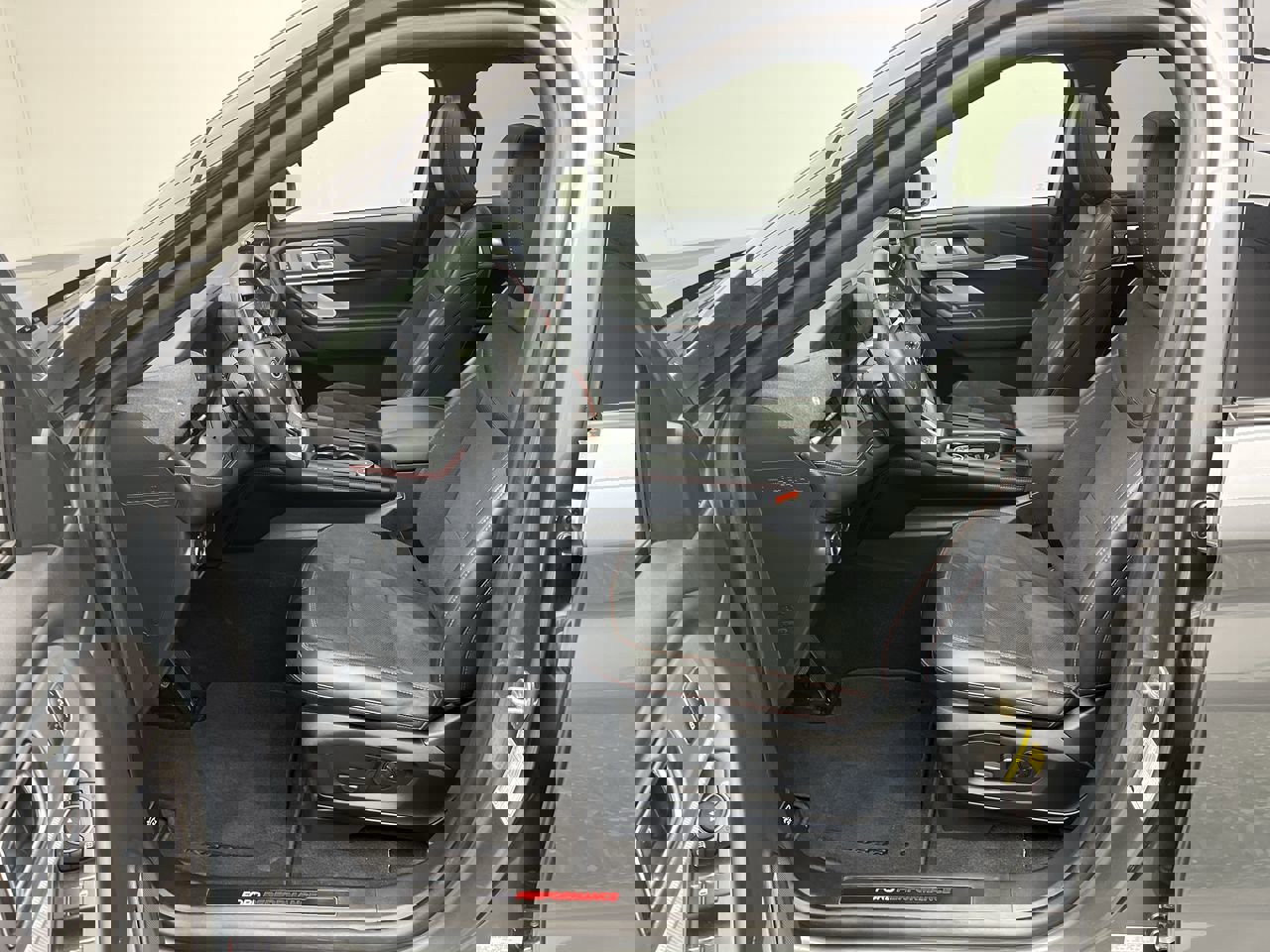 2025 Ford Explorer ST photo 2