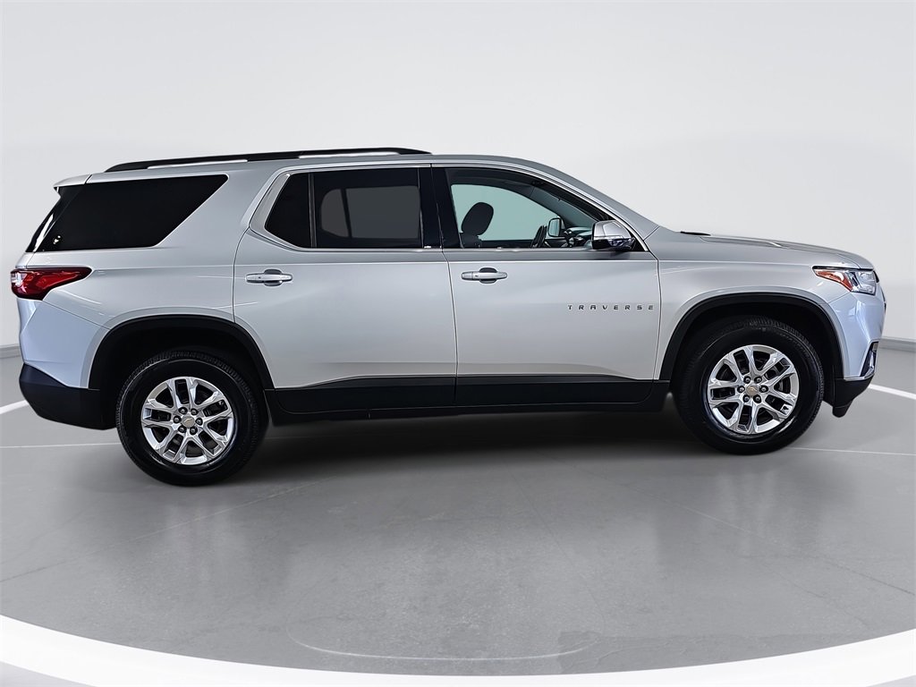 Used 2019 Chevrolet Traverse 1LT with VIN 1GNEVGKW0KJ190789 for sale in Hudsonville, MI