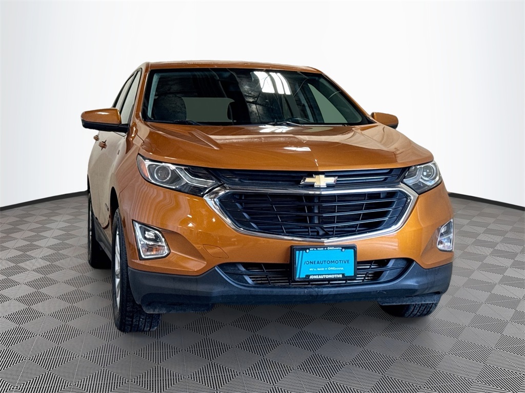 2018 Chevrolet Equinox LT photo 3