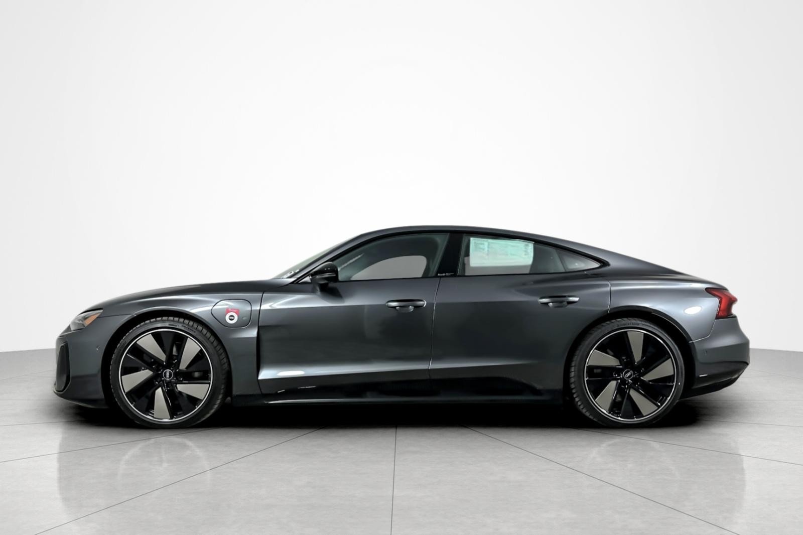 2026 Audi e-tron GT Premium Plus photo 3