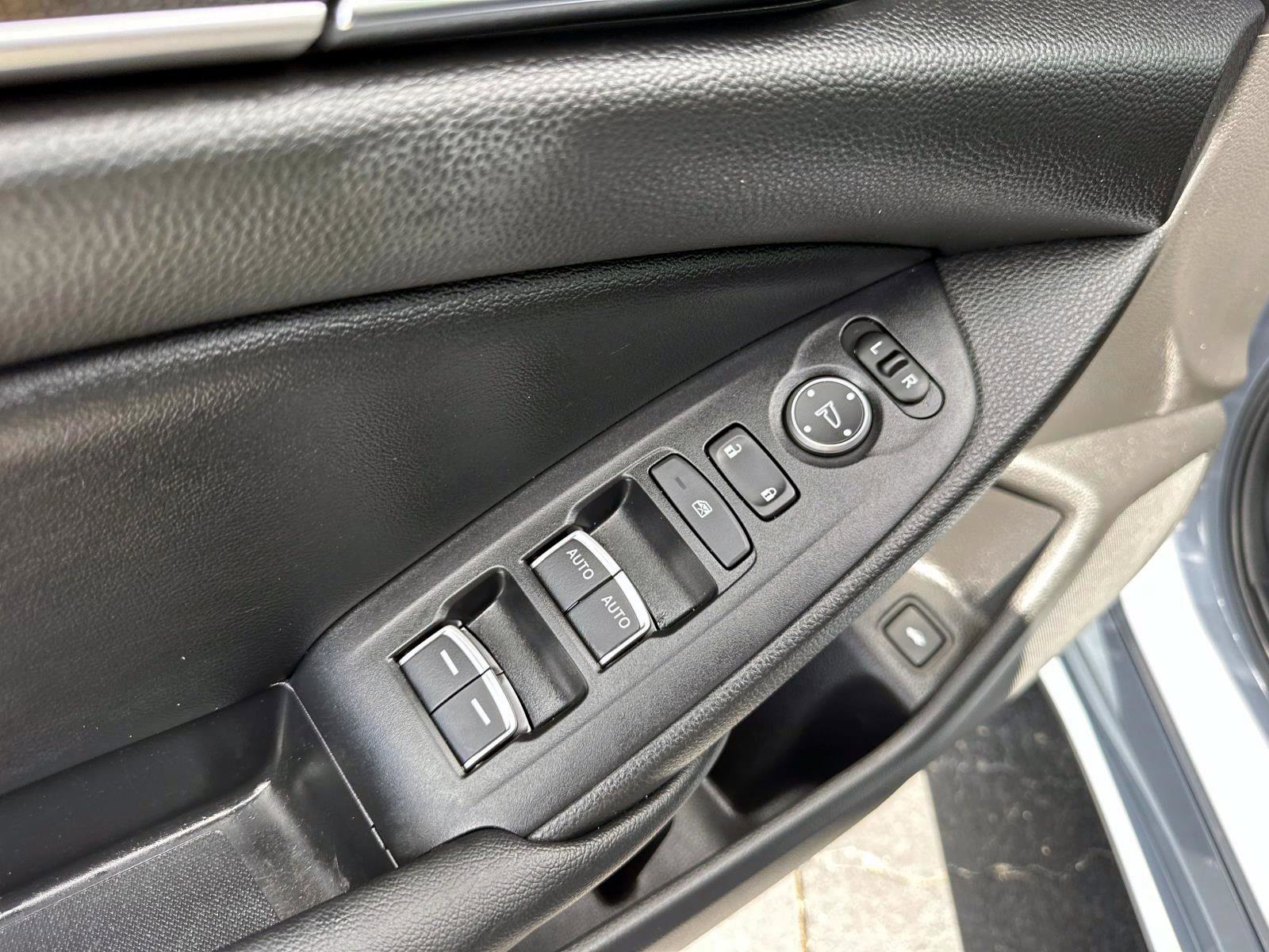 2022 Honda Accord Sport 2.0T photo 15