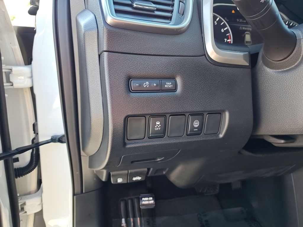 2024 Nissan Murano SV photo 16