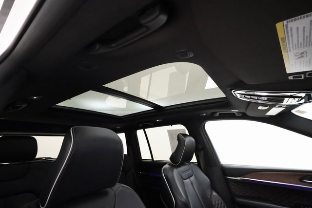 2022 Jeep Grand Cherokee Summit photo 26