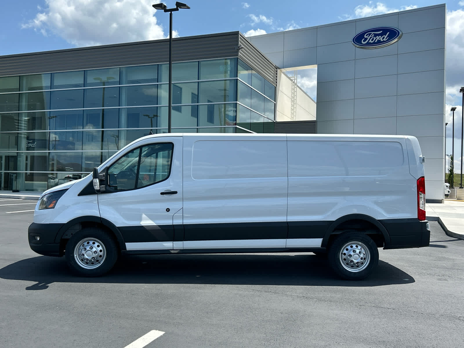 2025 Ford Transit Van Base - Photo 10