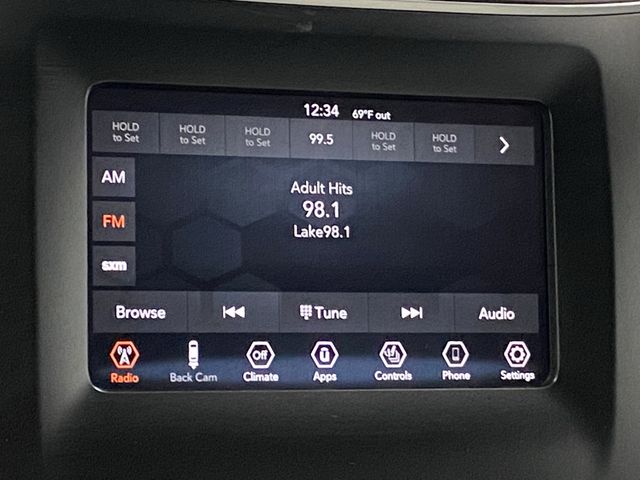2021 Jeep Cherokee Latitude Lux photo 16