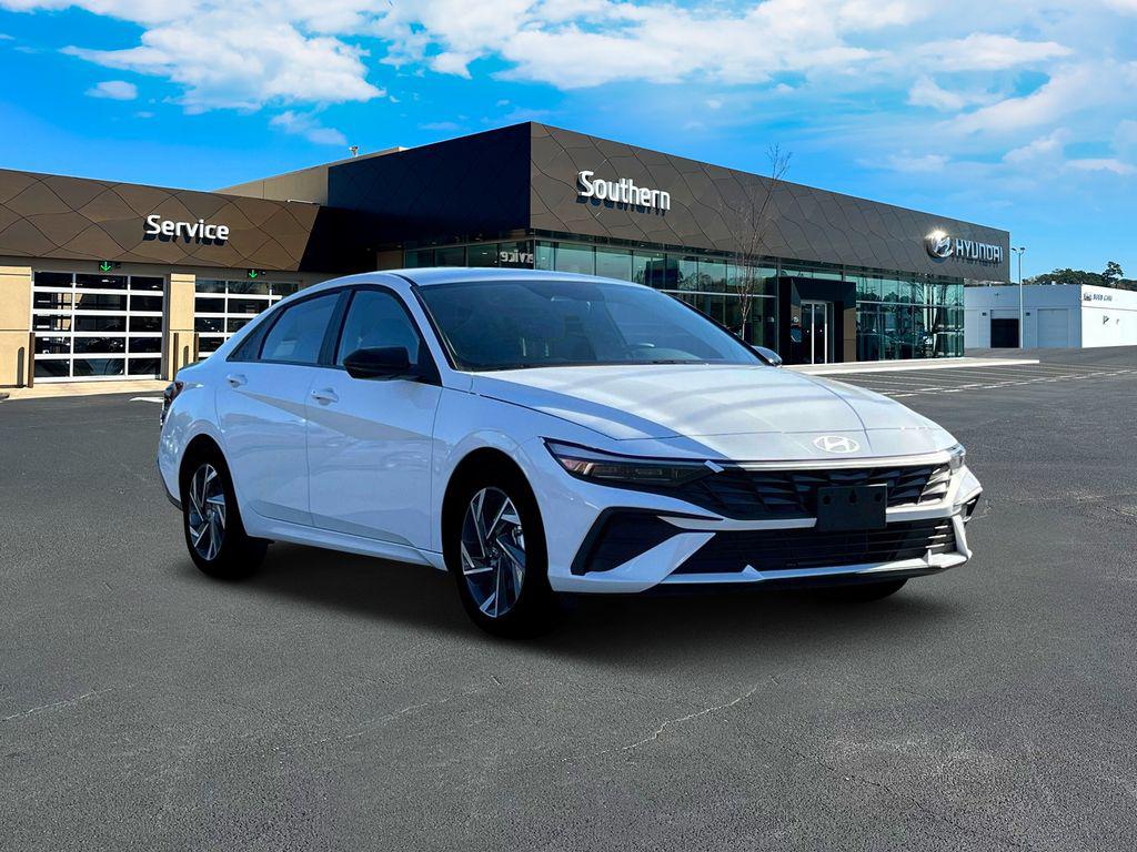 2025 Hyundai Elantra SEL Sport photo 11