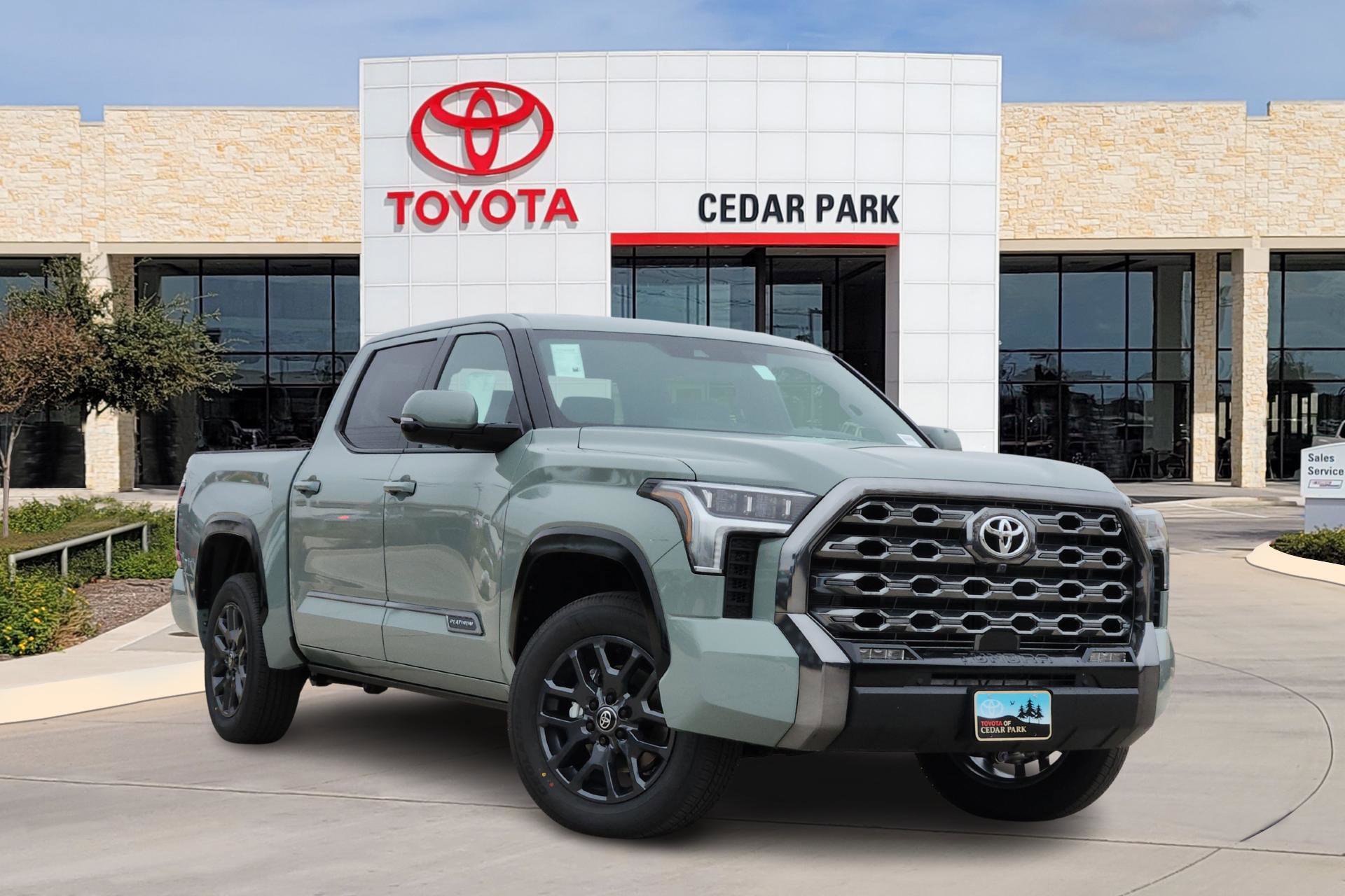 2026 Toyota Tundra Platinum's photo