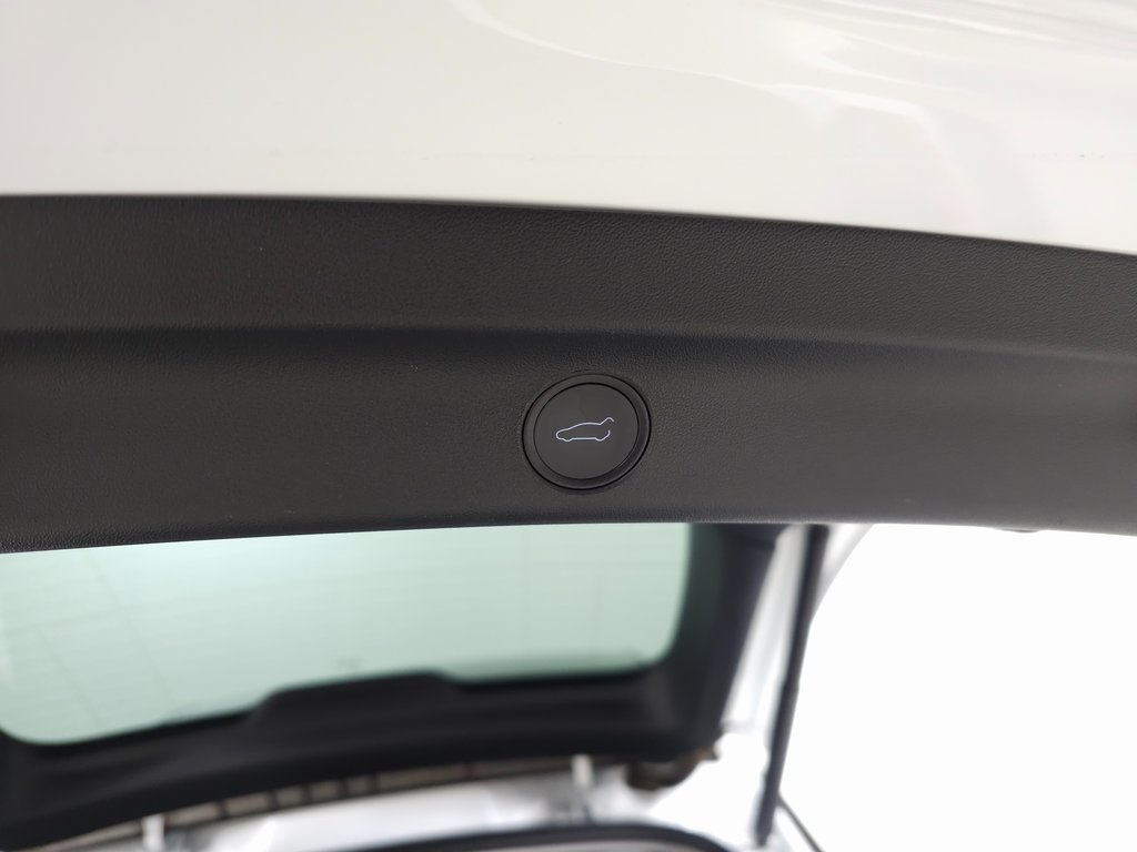 2020 TESLA MODEL Y - Image 6