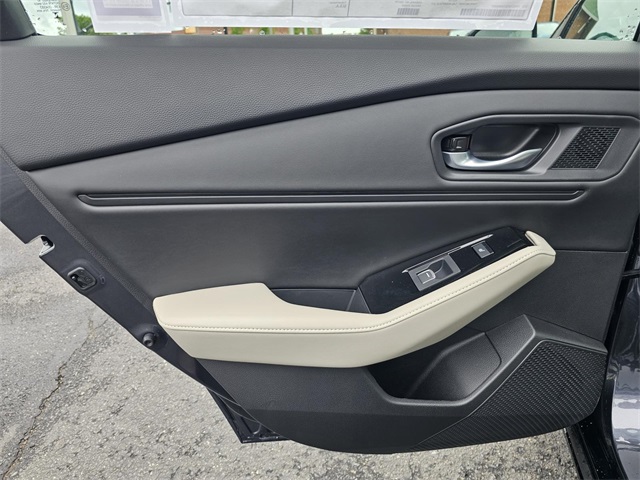 2025 Honda Accord Hybrid Touring photo 7