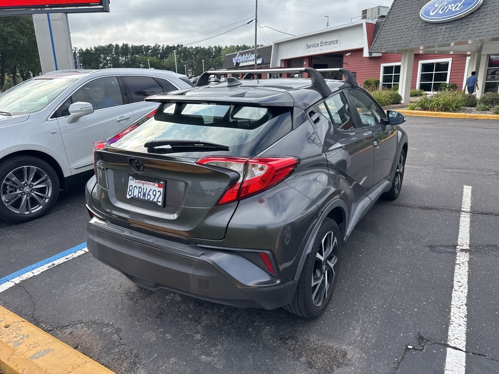 Used 2018 Toyota C-HR XLE with VIN NMTKHMBX8JR032744 for sale in White Bear Lake, Minnesota