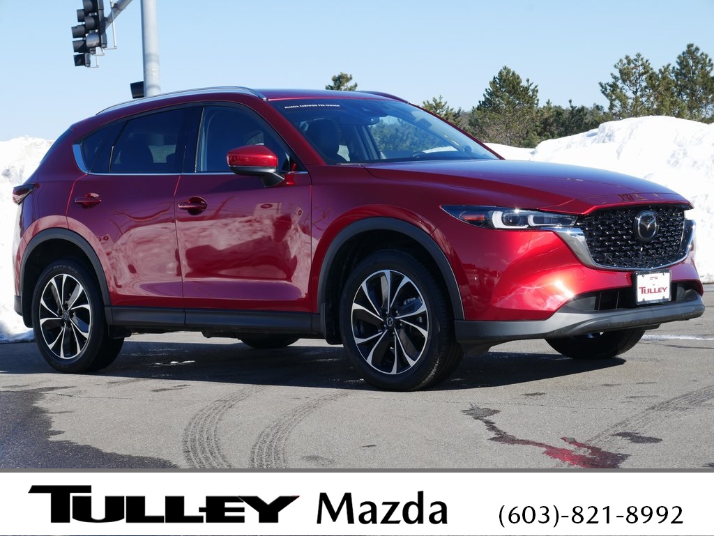 2023 Mazda CX-5 S Premium package