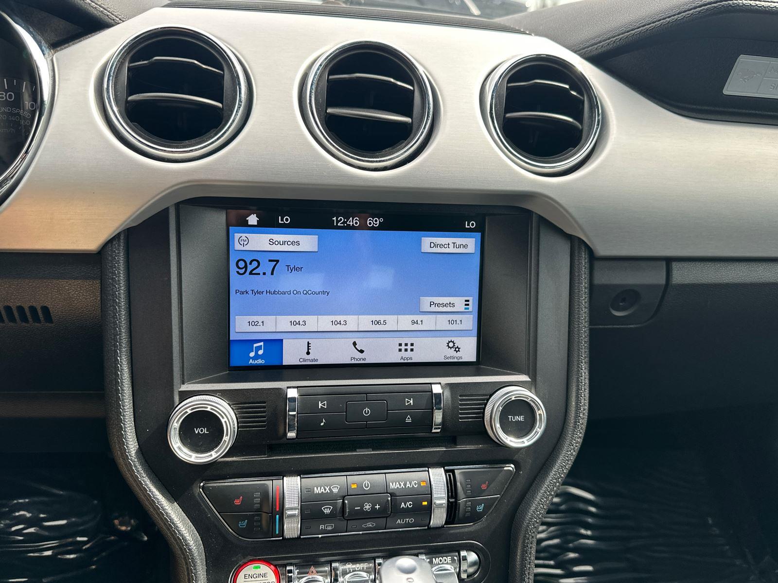 2017 Ford Mustang GT Premium photo 12