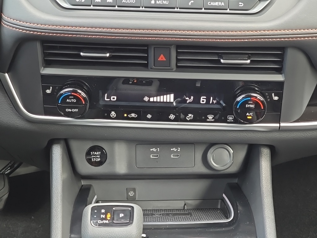 2026 Nissan Rogue SV photo 14