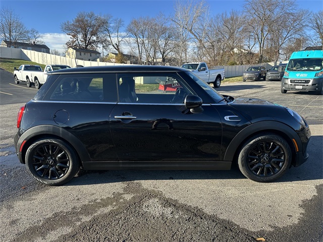 2018 Mini Cooper Base photo 4