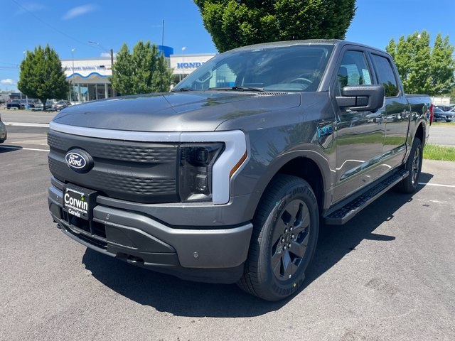 2025 Ford F-150 Lightning photo 5