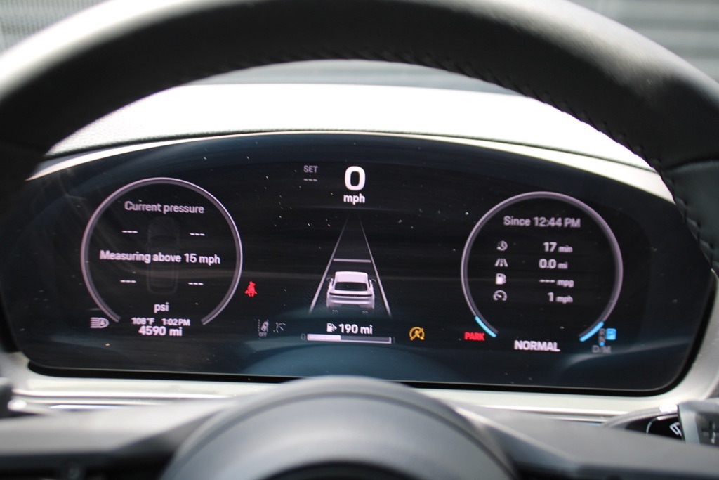 2025 Porsche Cayenne Base photo 20