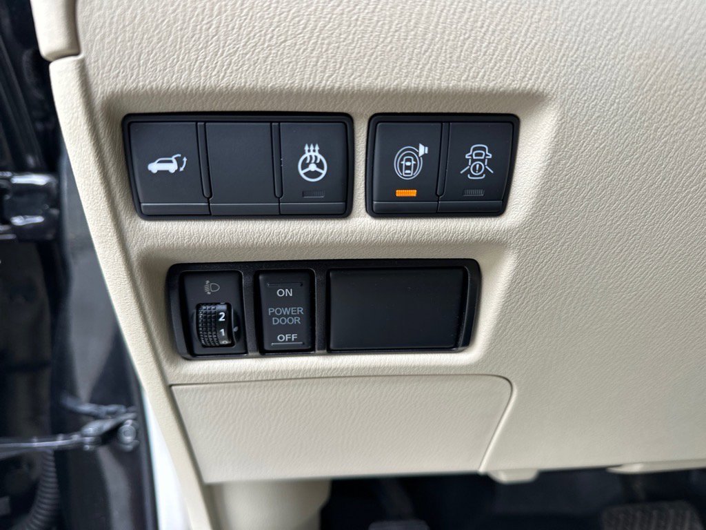 2020 Infiniti QX80 Luxe photo 19