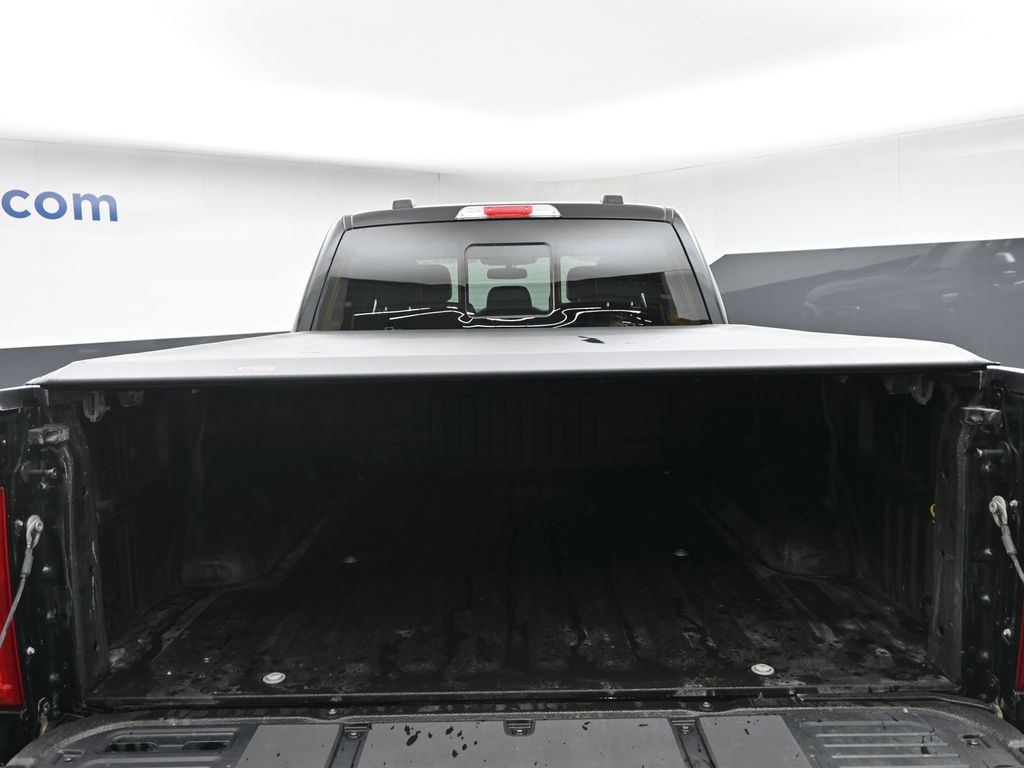 2023 Ford F-150 Platinum photo 7