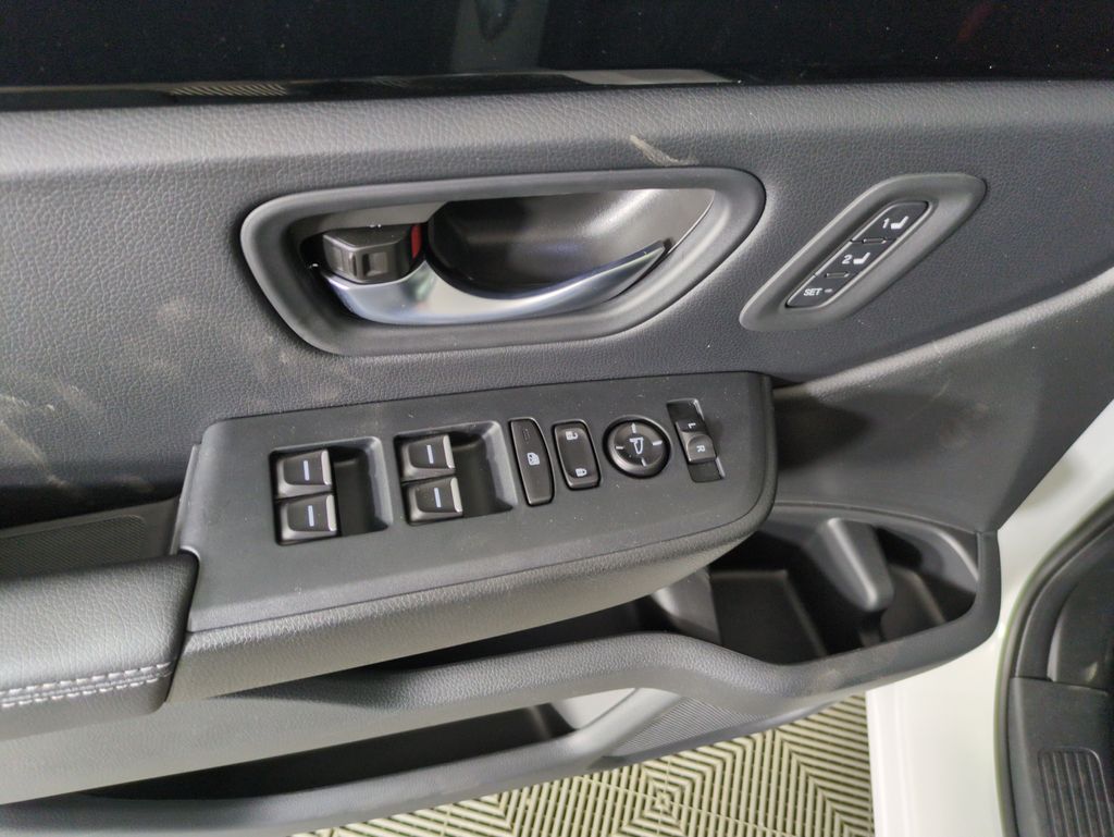 2025 Honda Pilot Touring photo 10